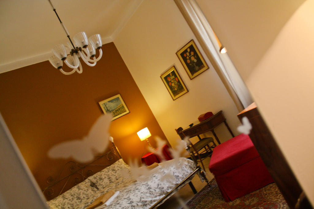 Donna Franca Bed & Breakfast Lecce Oda fotoğraf