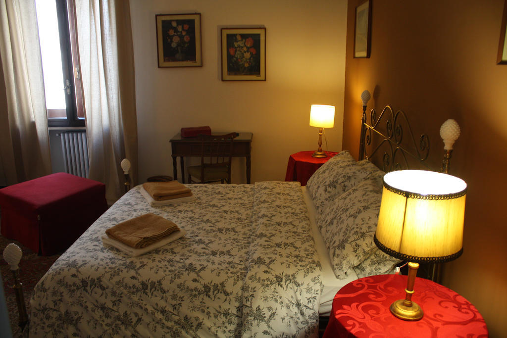 Donna Franca Bed & Breakfast Lecce Oda fotoğraf